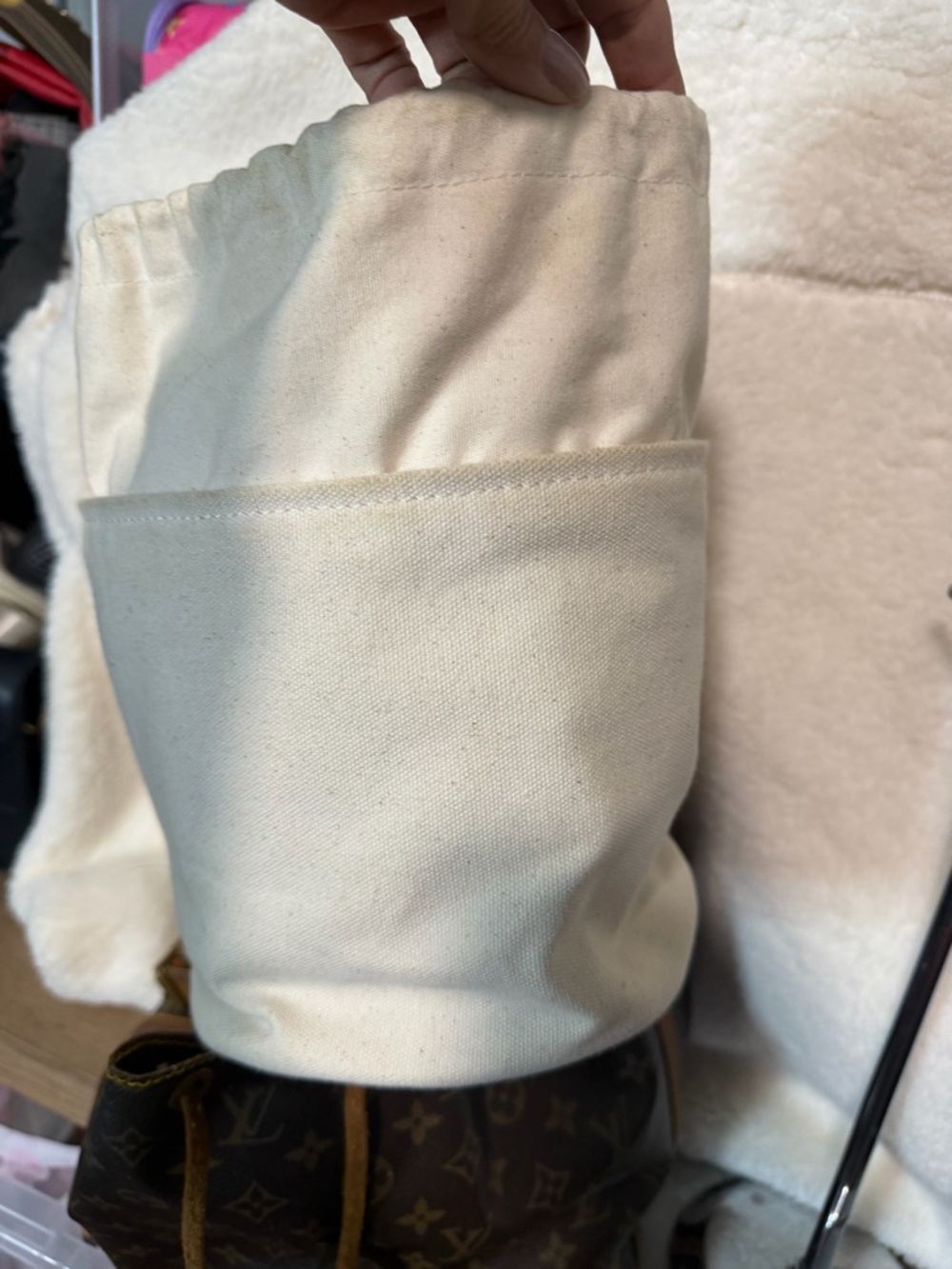 Louis Vuitton Monogram Canvas Bucket Shoulder Bag in Brown and Tan - Picture 10 of 16